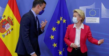 Pedro Sánchez y Ursula von der Leyen